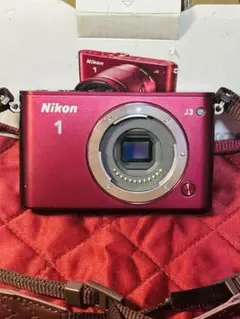 ミラーレス Nikon 1 J3 小型10倍ズームキット レッド