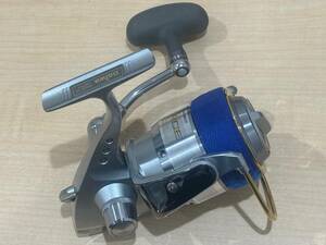 ■美品■Daiwa・ダイワ　スピニングリール　トーナメントフォース3500　　（603-214）