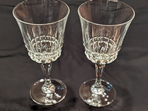 ワイングラス　グラス　昭和レトロ 　カットグラス　2個　高さ17ｃｍ　発送はゆうパックにて　値引きあり