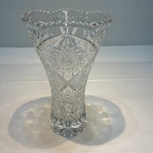 花瓶 フラワーベース ボヘミアクリスタル カットガラス 高さ 25センチ　管理04