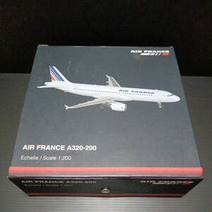 ● SOCATEC「1:200 Air France　A320-200」1/200　エールフランス　航空機