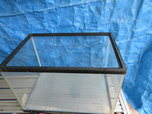 ガラス水槽　GlassWaterTank　 KOTOBUKI 寸法45Ｌ×30Ｄ×30Ｈ　中古　着払い　引取可
