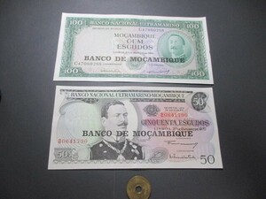 未使用　モザンビーク　1976年　植民地時代に加刷2枚　100～50エスクド