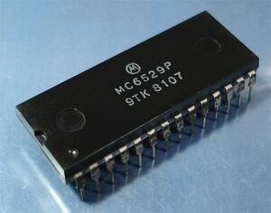 Motorola MC6529P (Peripheral Controller)
