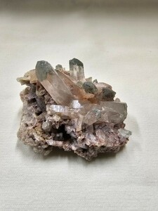 S-043 天然石　原石　水晶クラスター クリスタルクラスター　7.2×6×3.8cm 111.8g