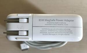 純正 Apple Macbookpro 13/15/17 inch アダプター magsafe1 85 Watt A1290 動作は確認済み