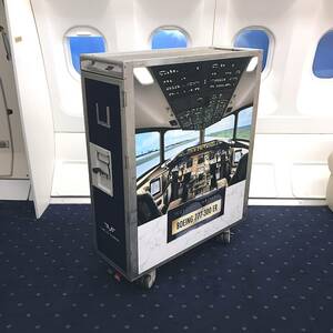 【世界で1つ】当店オリジナルデザイン Boeing 777-300ER コクピット ミールカートフルサイズ 工具箱 キャスター付き レア 航空インテリア