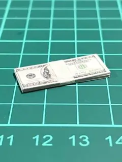 【✨新品未使用✨】ミニチュアサイズ ドールハウス 紙幣 ドル 札束 マネー