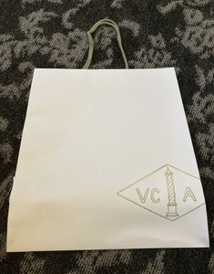 VanCleef &Arpels 　手提げ紙袋 　幅400 高さ400 奥行き145　　ブランド　ショップ袋　ヴァンクリーフ&アーペル
