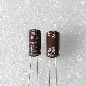 【日本ケミコン】 KY 低ESR 低Z　高温度 高周波平滑用 電解コンデンサー 25V 100μF 105℃ 100uF 10個＝1セット　〒84～　#07G2