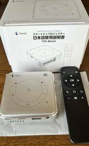 ジャンク TOKAIZ スマートミニプロジェクター TDP-4Kmini