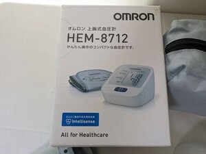 OMRON オムロン オムロン上腕式血圧計 HEM-8712 ヘルスケア 動作確認済み
