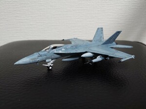 F-18 F/A-18E スーパーホーネット トップガン マーヴェリック ダガースペア ハングマン搭乗機仕様 完成品 1/144 TOPGUN アメリカ海軍 