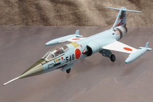 ★航空自衛隊　戦闘機 F-104J　1/100　916024　デアゴスティーニ