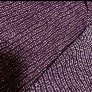 着物はぎれ 約35×70 紅紫　絞り柄　濃い赤紫　さつまいも色　ハギレ