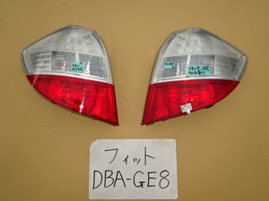 フィット　22年　DBA-GE8　テール　左右　STANLEY　P7612