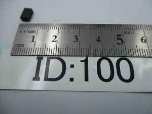 ID:100 未使用 長期保管品　角型LED用スペーサー 4mm　LH-4　10個セット
