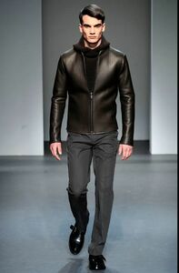 送料込 極美品 カルバンクライン コレクション イタリア製 ラムレザー ジャケット 黒 46 メンズ Calvin Klein collection 羊革
