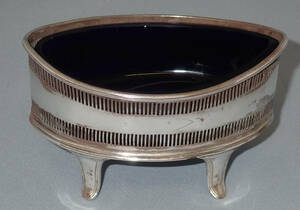 1836年英国シェフィールド純銀製ソルトセラー