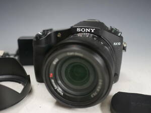 ◆SONY Cyber-shot【DSC-RX10】Carl Zeiss Vario-Sonnar T* 2.8/8.8-73.3 USED品 充電器付属 ソニー サイバーショット