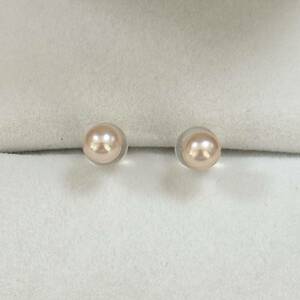 高品質K18淡水パールピアス　天然色　本真珠