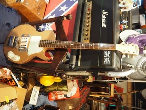 復元しました！極レア！超希少な可愛い１９５０年代？ オールゴールドの国産テスコエレキギターのJ 1です！