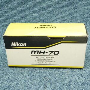 未使用品 NIKON MH-70 単3電池バッテリーチャージャー 箱付き #A