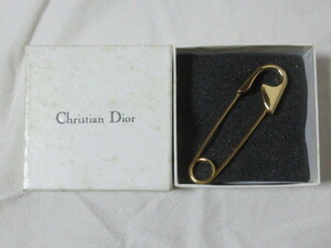 ◆Christian Dior/クリスチャン・ディオール　ピンブローチ　ゴールドカラー　箱付