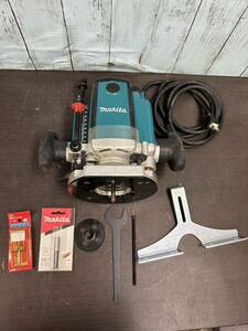 ●C☆28 makita ルータ RP1801 ルーター 大工道具 電動工具 