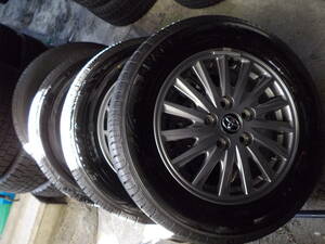 VOXY・ノア・エスクァイア　トヨタ　15×6　PCD114.3　+50★深溝　195/65R15　ダンロップ　4本