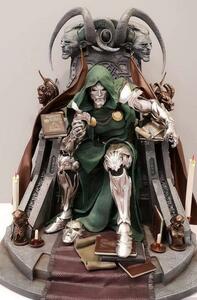 RCB studios マーベル Dr Doom ドクタードゥーム フィギュア 1/4 スタチュー RCB Dr Doom 1/4 Scale Statue　150体限定