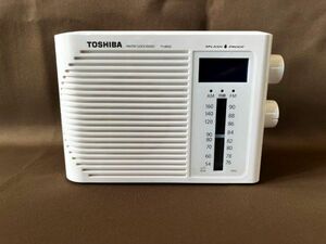 防水形クロックラジオ 東芝 CUTEBEAT TY-BR30 (W) TOSHIBA お風呂 アウトドア タイマー機能