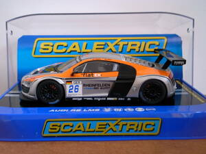 1/32 Scalextric AUDI R8 LMS team Phoenix Racing #25