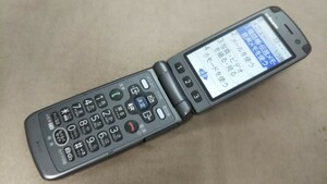 docomo FOMA らくらくホン F-09B ＃DG4369 FUJITSU 富士通 折畳式 ガラケー ケータイ 簡易動作確認＆簡易清掃＆初期化OK 判定○ 送料無料 