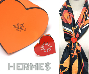 HERMES■ロゴ入りハートスカーフリング バレンタインデー限定　レッド　赤　Coeur Laque エルメス