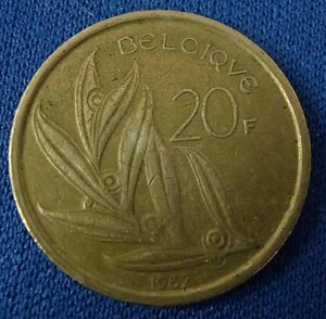 ●ベルギー 旧コイン●1980年～20フラン●ボードゥアン1世/葉●並品!!