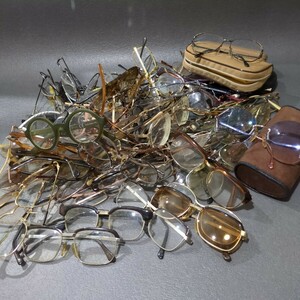 めがね　まとめ　75本以上 サングラス 眼鏡 メガネ アイウェア　BURBERRY　イブサンローラン　ysl ランセル　レトロなど　ジャンク　現状品