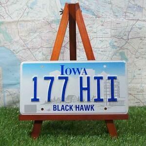 一点物★レプリカではありません！★【ライセンスプレート】Iowa／アイオワ州　Black Hawk