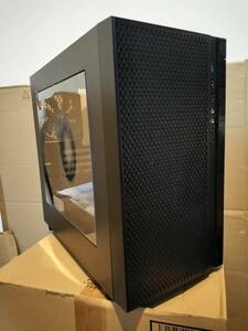 ★☆Thermaltake Versa H18 ミニタワー型PCケース CA-1J4-00S1WN-00 中古完動品 傷あり☆★