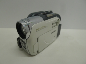 カメラ祭 HITACHI 日立 ビデオカメラ WOOO DZ-GX3100 通電確認済み 自宅長期保管品 2006年製 バッテリー 充電器