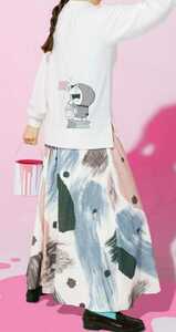 フェリシモ,フェリッシモ（FELISSIMO）★ドラえもん　重力ペンキを塗ったみたいなアート柄スカート