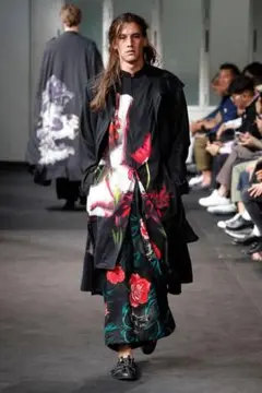 【最終値下げ】Yohji Yamamoto 19ss スカルローズ捩れパンツ