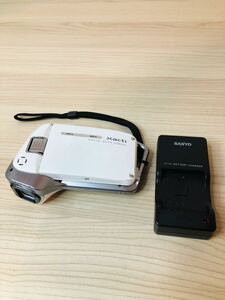 ◯ SANYO Xacti DMX-CA8 サンヨー ザクティ デジタルムービーカメラ ビデオカメラ 防水 通電確認済み