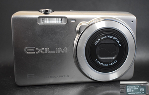 W5-77 【動作未確認】 CASIO EXILIM 6x EX-ZS26 カシオ コンパクトデジタルカメラ デジカメ カメラ 現状品