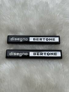 貴重　ランボルギーニ カウンタック　オリジナル　BERTONE　エンブレム　　バッジ　新品　左右セット