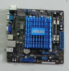 美品 ASUS AT5NM10T-I/NA/SI マザーボード Intel NM10 Intel Atom D525 Mini ITX DDR3