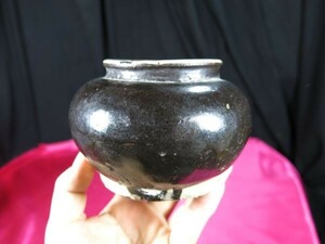 広口黒釉壺 宋時代　中国　陶器　焼き物　釉薬