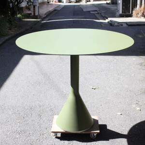 HAY ヘイ PALISSADE CONE TABLE パリセイド コーンテーブル φ90cm オリーブ ダイニング 北欧 デンマーク★引取歓迎（管理ID：528）