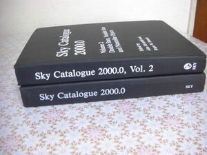 天体天文学洋書 Sky catalogue 2000.0 全2冊揃 等級 8.0 までの星 二重星、変光星、非星天体 G2