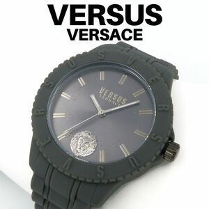 VERSUS VERSACE　ヴェルサーチ 腕時計　グレー　VSPOY7221　ヴェルサス